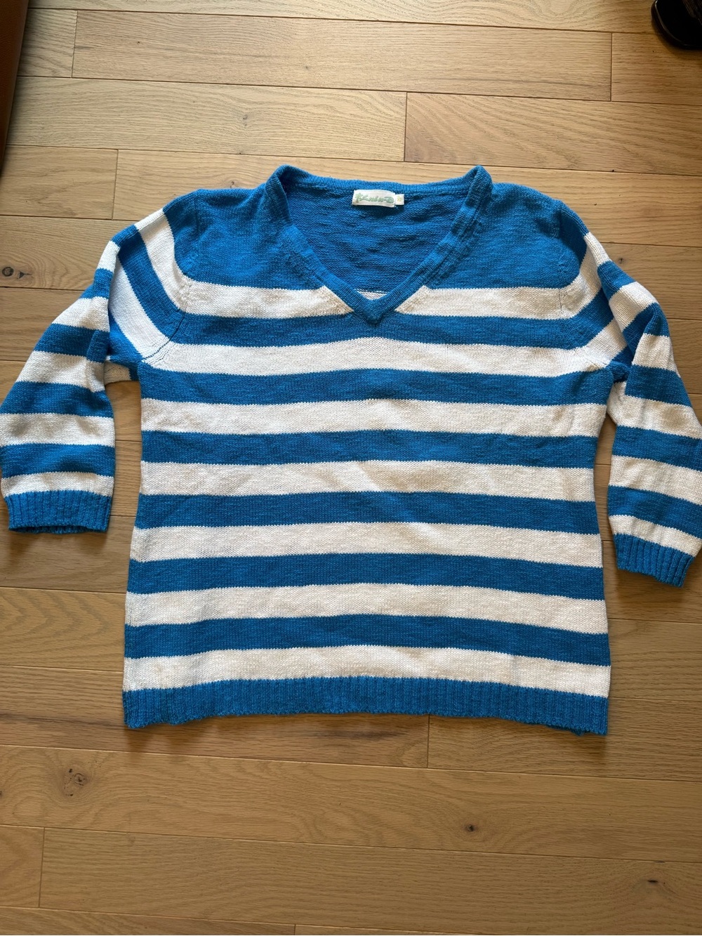 100% cotton blue and white striped vneck sweater with 3/4 sleeves Size XL (L)